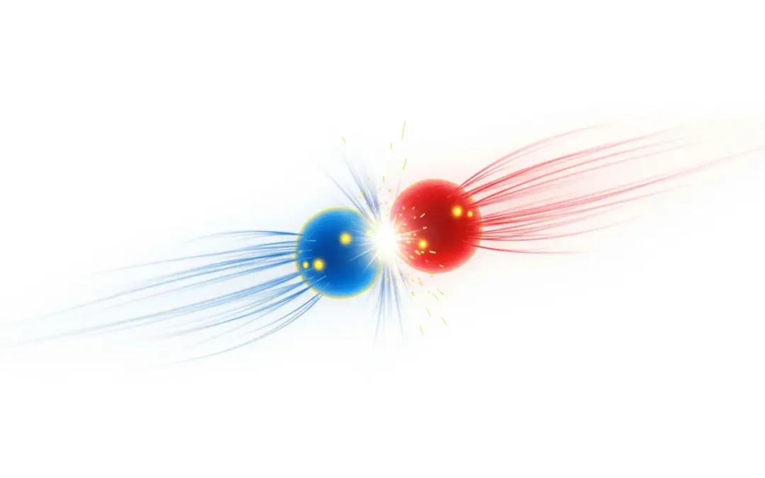 Interaction Quark-Antiquark